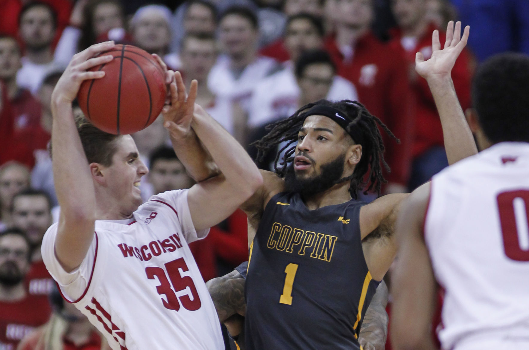 Badgers 85, Eagles 63